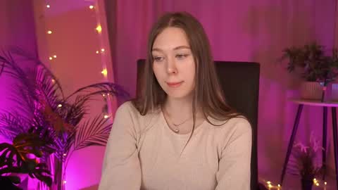 Camilla online show from February 2025 04:32:02 PM