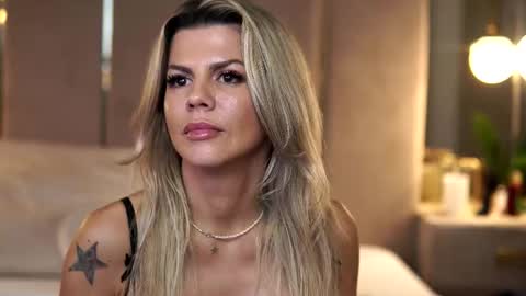 Camy online show from November 2025 10:58:02 AM