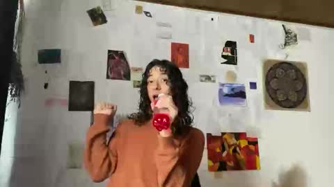 Snapshot of camille_delrey chatting on February 2025 03:30:02 PM  Camille   online show from February 2025 03:30:02 PM