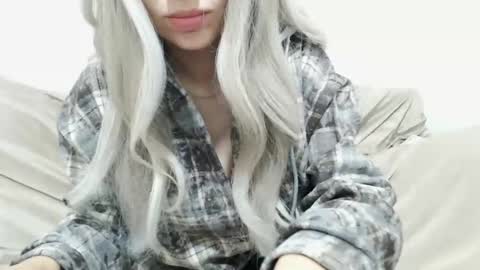 CamilleBunny online show from December 2025 04:18:02 AM