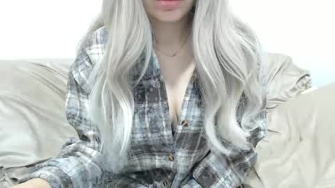 CamilleBunny online show from December 2025 06:09:01 AM