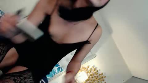 camillejoson online show from April 2026 12:54:02 AM