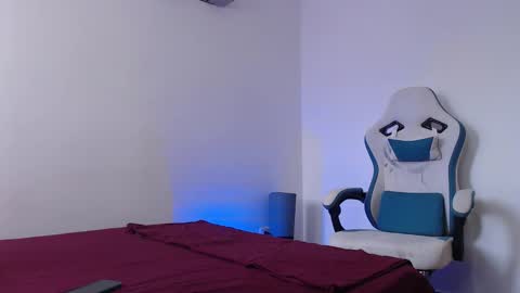 camilo_contre21 online show from March 2026 07:07:01 PM