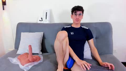 Camilo online show from November 2025 03:38:02 AM