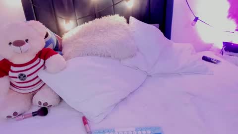 Snapshot of camilodoumit chatting on February 2025 03:58:01 AM CamiloDoumit online show from February 2025 03:58:01 AM
