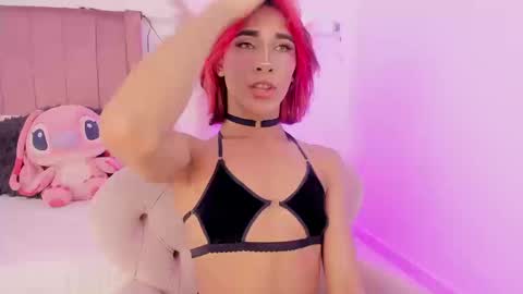 Snapshot of camilodoumit chatting on September 2025 04:17:01 PM CamiloDoumit online show from September 2025 04:17:01 PM