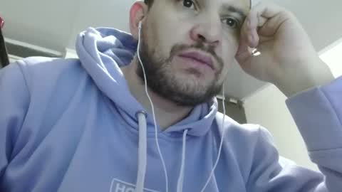 camilo online show from February 2025 01:41:02 AM