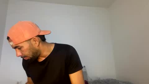 camilor_30 online show from October 2025 09:54:02 AM