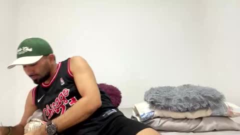 camilor_30 online show from November 2025 10:59:02 AM