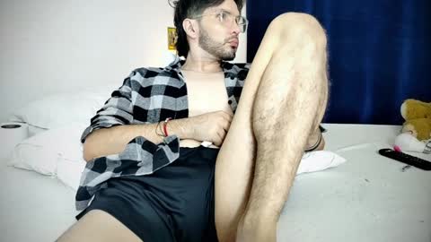 camilo online show from January 2025 02:44:02 AM