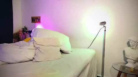 camilo online show from February 2025 02:07:02 AM