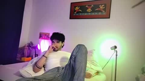 camilo online show from February 2025 12:41:01 AM