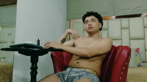 Snapshot of camilowhites chatting on March 2026 08:45:01 PM CamilowhiteS online show from March 2026 08:45:01 PM