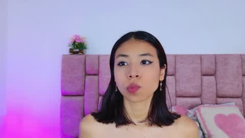 camiluxe online show from November 2025 11:54:02 AM