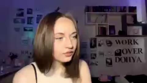 Julia online show from March 2026 04:58:01 AM