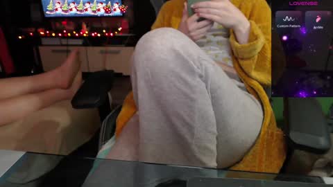 Snapshot of camkitana01 chatting on January 2025 03:57:01 PM Kitana online show from January 2025 03:57:01 PM