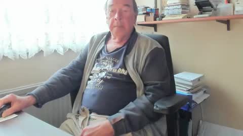 Cammee online show from March 2026 09:15:02 AM