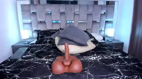 Snapshot of cammiila chatting on February 2025 07:58:02 PM Camila online show from February 2025 07:58:02 PM