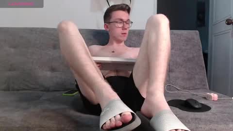 Snapshot of cammykev chatting on March 2025 03:22:01 AM online show from March 2025 03:22:01 AM