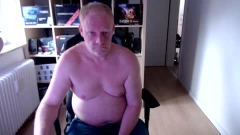 campdavid79 online show from December 2024 10:23:02 AM