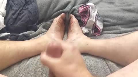 Snapshot of canadiancock79 chatting on December 2024 07:35:01 AM Daddy online show from December 2024 07:35:01 AM