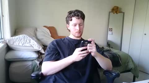 Snapshot of canadianstud18 chatting on February 2025 06:02:01 PM Devon online show from February 2025 06:02:01 PM