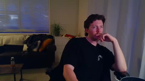 Snapshot of canadianstud18 chatting on March 2025 02:15:01 AM Devon online show from March 2025 02:15:01 AM