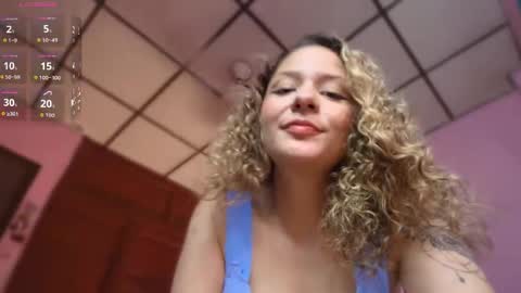 Candase online show from October 2025 11:37:01 PM