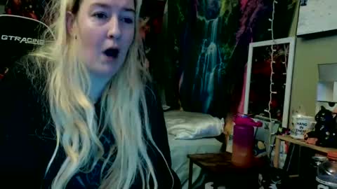 Candi online show from June 2026 01:17:02 AM