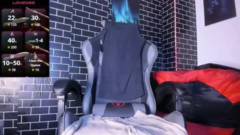 candresruiz online show from December 2025 11:26:02 AM