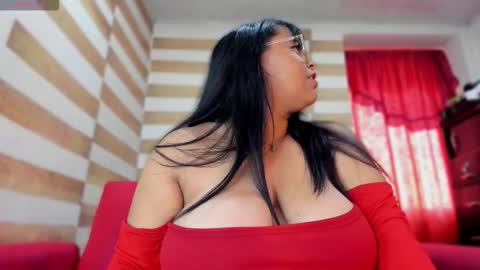 Candy  Brown online show from October 2025 12:33:01 PM