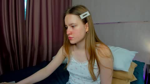 Candy online show from September 2025 01:28:01 AM