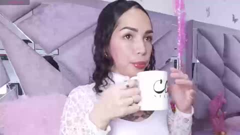 candy_dim online show from September 2025 08:13:01 PM