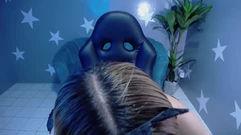 Snapshot of candy_kush_a chatting on September 2025 08:46:01 PM candy_kush_a online show from September 2025 08:46:01 PM