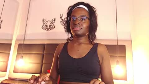 Snapshot of candy_lovee6 chatting on November 2025 10:32:02 PM CANDY LOVE DANNA online show from November 2025 10:32:02 PM