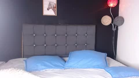 Candy online show from September 2025 09:03:02 PM