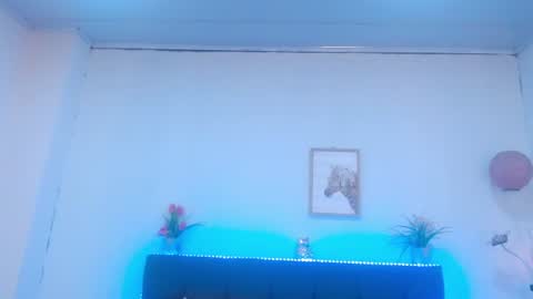 Snapshot of candy_lux_ chatting on July 2026 06:25:02 PM Candy online show from July 2026 06:25:02 PM