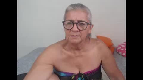 candy online show from January 2025 09:41:01 PM