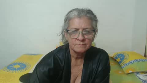 candy online show from January 2025 01:52:01 AM