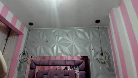 Ania online show from November 2025 11:12:01 AM