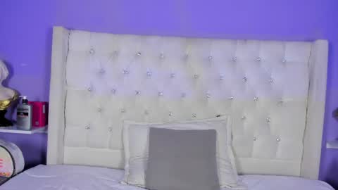 Candy  online show from July 2026 07:35:02 PM