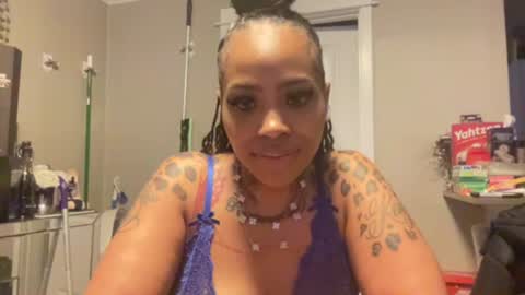Snapshot of candy_rain5 chatting on August 2026 09:04:01 AM candy_rain5 online show from August 2026 09:04:01 AM