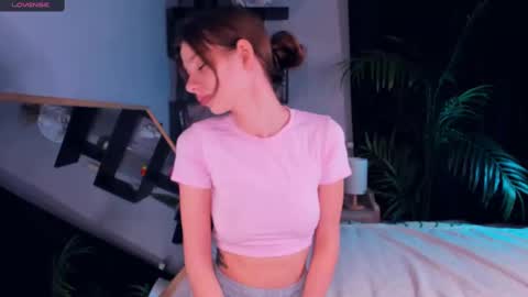 Snapshot of candy_sandy_ chatting on March 2025 08:13:01 AM Sandy online show from March 2025 08:13:01 AM