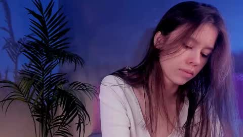 Sandy online show from October 2025 08:20:01 PM