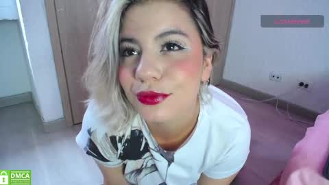 Snapshot of candy_sr03 chatting on December 2024 03:17:01 PM candy sr online show from December 2024 03:17:01 PM