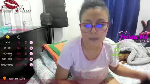 Snapshot of candy_val chatting on February 2025 05:43:02 AM candy_val online show from February 2025 05:43:02 AM