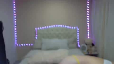 CANDYCARSON online show from October 2025 06:43:01 AM