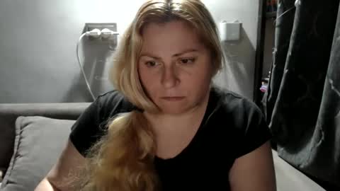 Laura online show from January 2025 11:52:02 PM