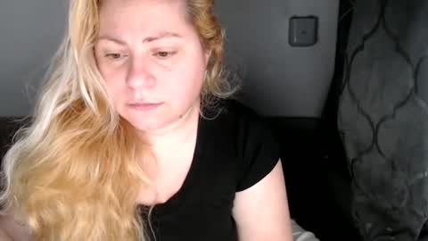 Laura online show from January 2025 10:17:02 AM