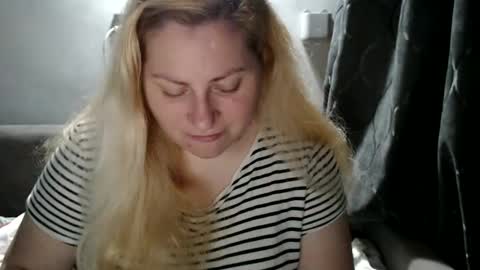 Laura online show from January 2025 05:37:01 PM